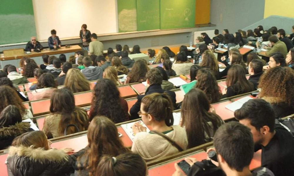 Καθηγήτρια Κοτανίδου: Οι φοιτητές ίσως να χρειαστεί να κάνουν τέστ κορονοϊού